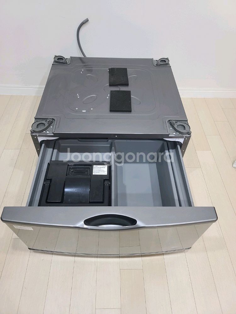 삼성 건조기용 물통수납함DC68-03958A(S급)1--3