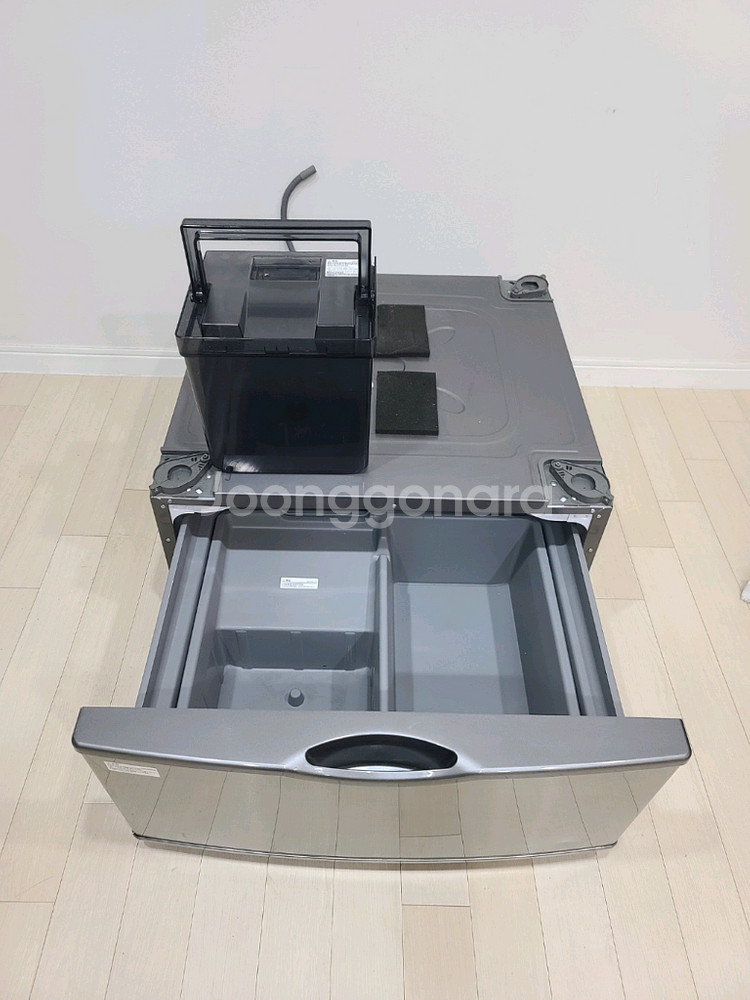 삼성 건조기용 물통수납함DC68-03958A(S급)1--2