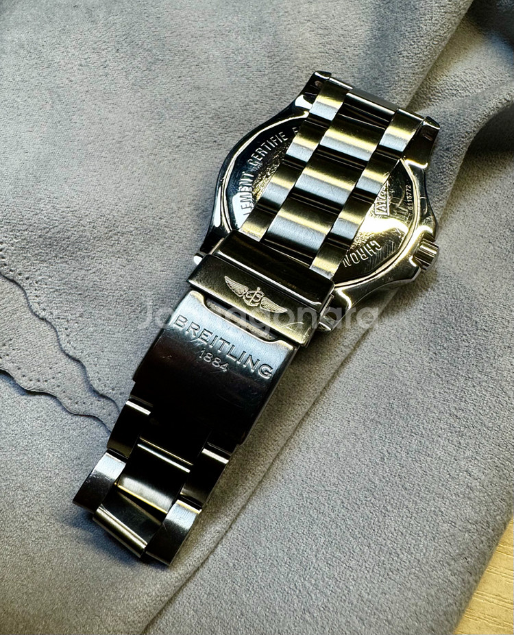 브라이틀링 구콜트 A17388 44mm 오토매틱 검판--3