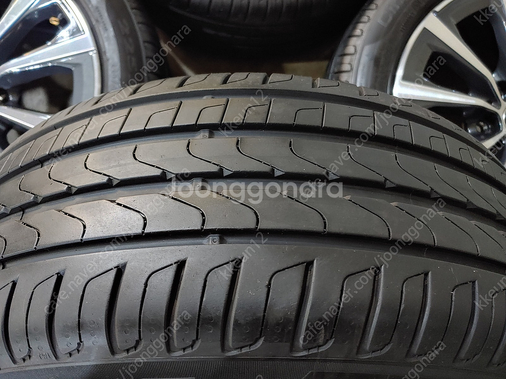 BMW G20 3시리즈 17인치 정품 휠타이어--5