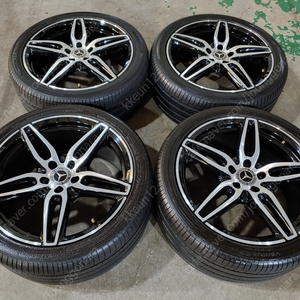 벤츠 W213 E클AMG 19인치 정품 휠타이어