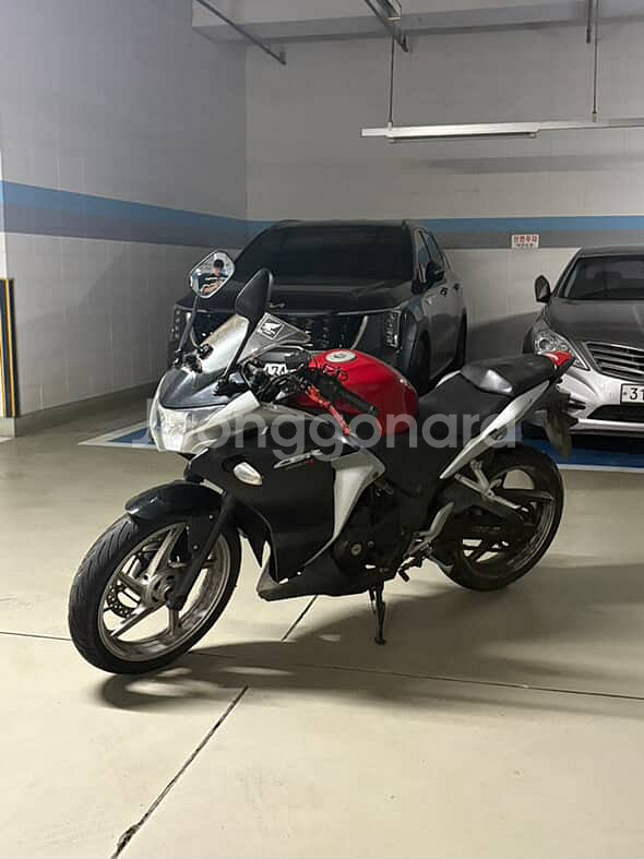 혼다 cbr 250 판매합니다--0