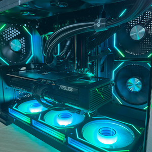9800x3d 9070xt 32G 초고사양 컴퓨터 급처