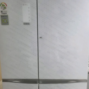 LG DIOS 냉장고 판매합니다 (R-T823LBLDU