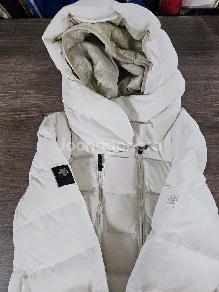 데쌍트 아이보리 패딩 점퍼 90--6