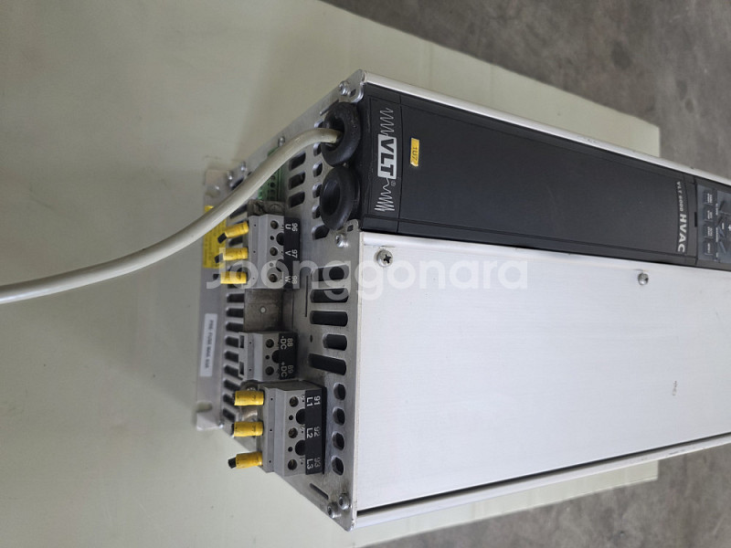 Danfoss VLT 6000 HVAC 인버터 2대--7