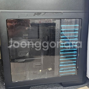 써멀테이크 Core V71 TG 빅타워 케이스