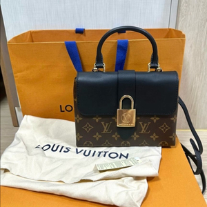 루이비통 록키bb 모노그램 급하게 처분합니다!!