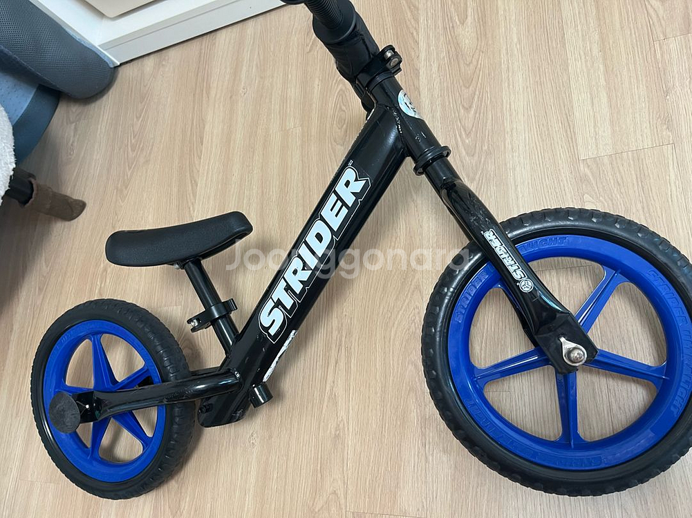 스트라이더 밸런스바이크12인치 팝니다--7