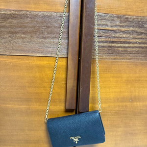 프라다 사피아노 골드체인 미니백