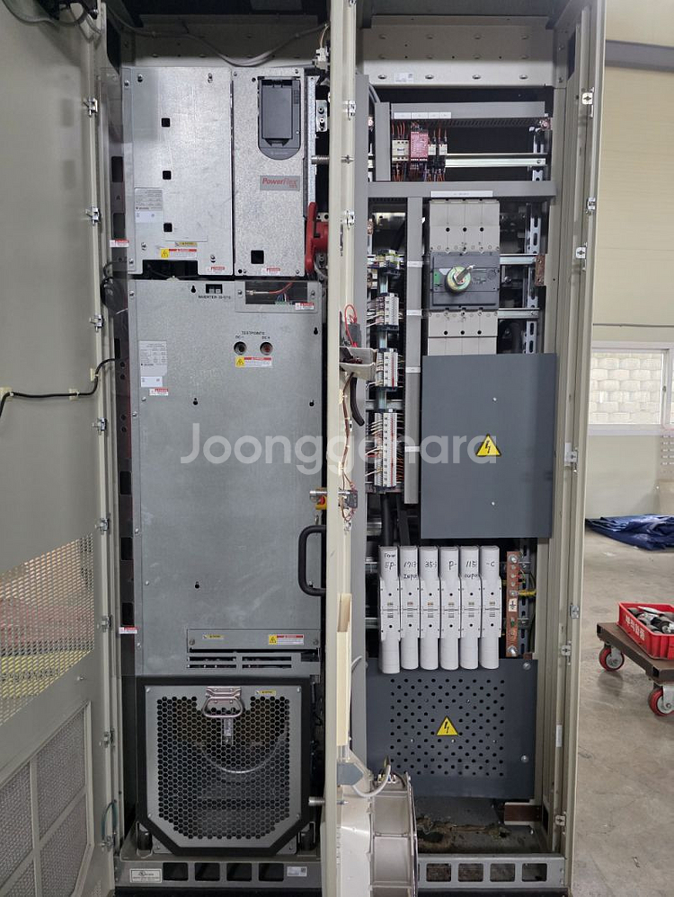 Allen-Bradley PowerFlex755배전함--2
