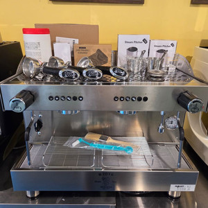 이태리 베제라 B2016 커피머신,업소용 커피머신