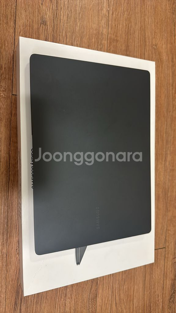 갤럭시북3프로 nt940xft 1테라 팝니다--5