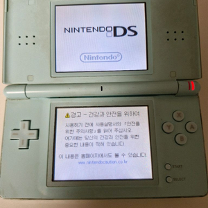 닌텐도 DS Lite 판매합니다. 라이트 민트색