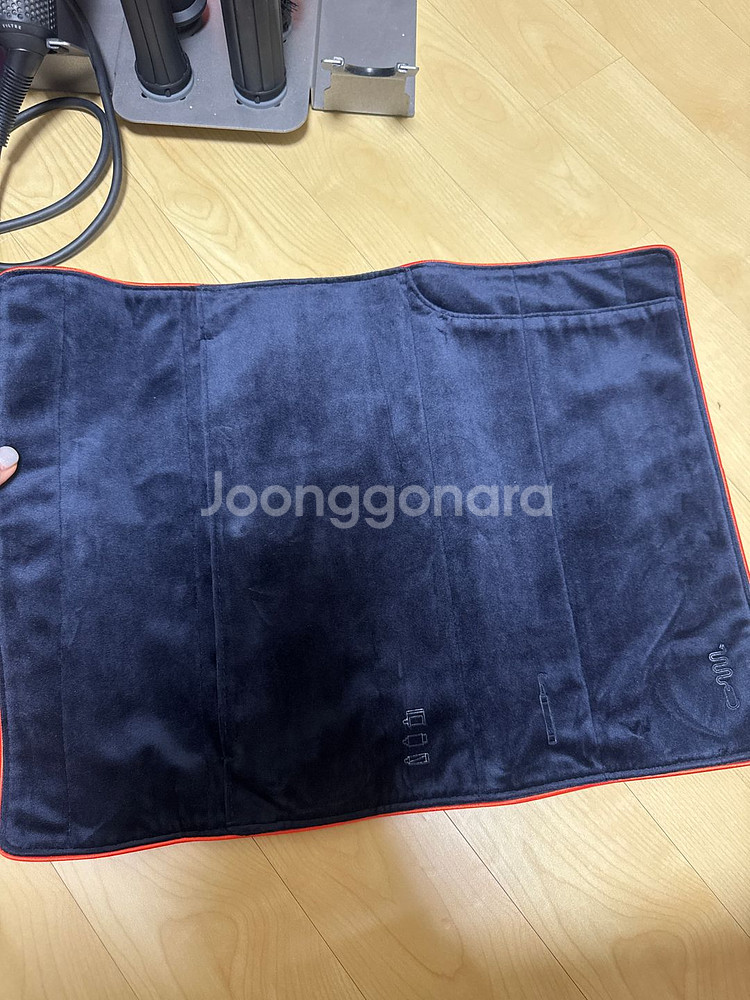 다이슨 에어랩 토파즈 롱베럴 + 거치대 +보관케이스--4