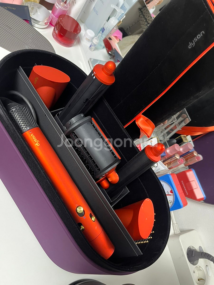 다이슨 에어랩 토파즈 롱베럴 + 거치대 +보관케이스--7