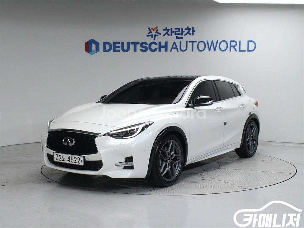 [인피니티]Q30 2.0 스포츠 에센셜 (5인승) #앱--0