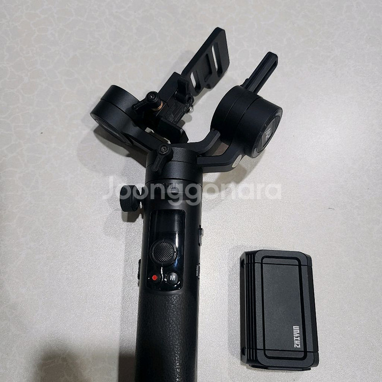 Zhiyun Crane M2 짐벌--1