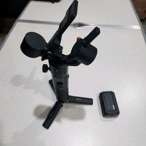 Zhiyun Crane M2 짐벌