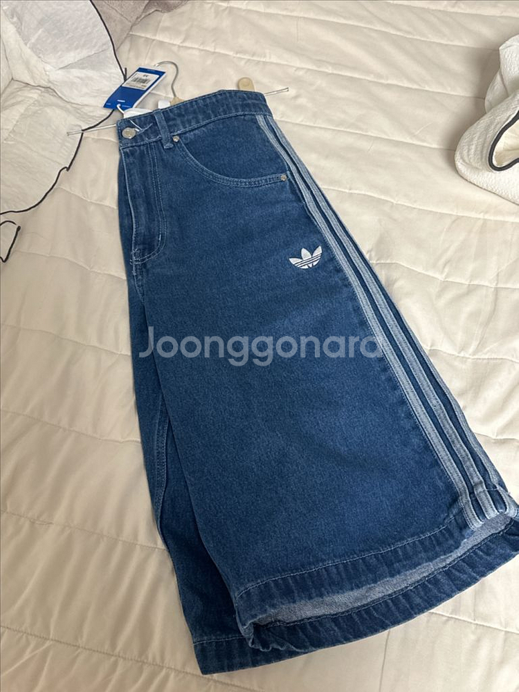 아디다스 데님팬츠 아디컬러 파이어버드 쇼츠--1