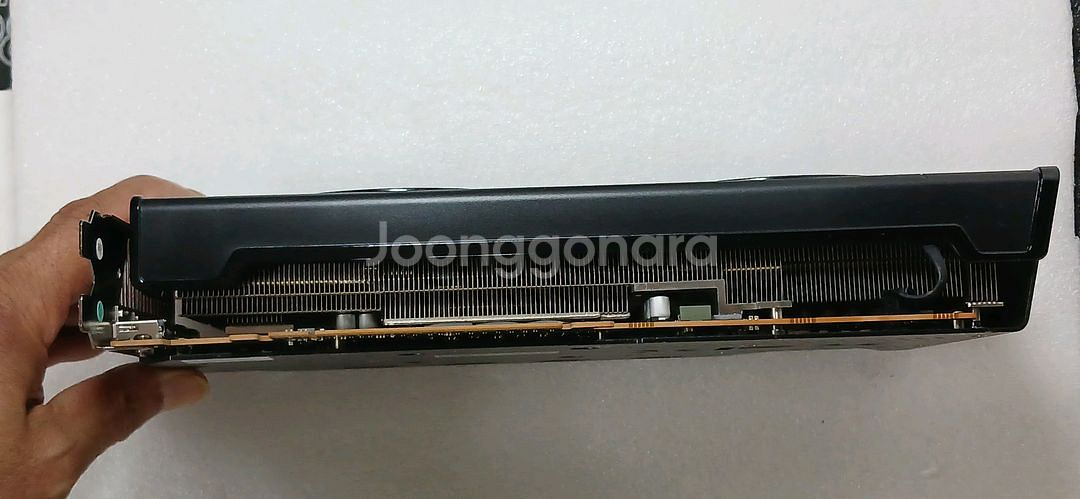 xfx rx7700xt 12gb--4