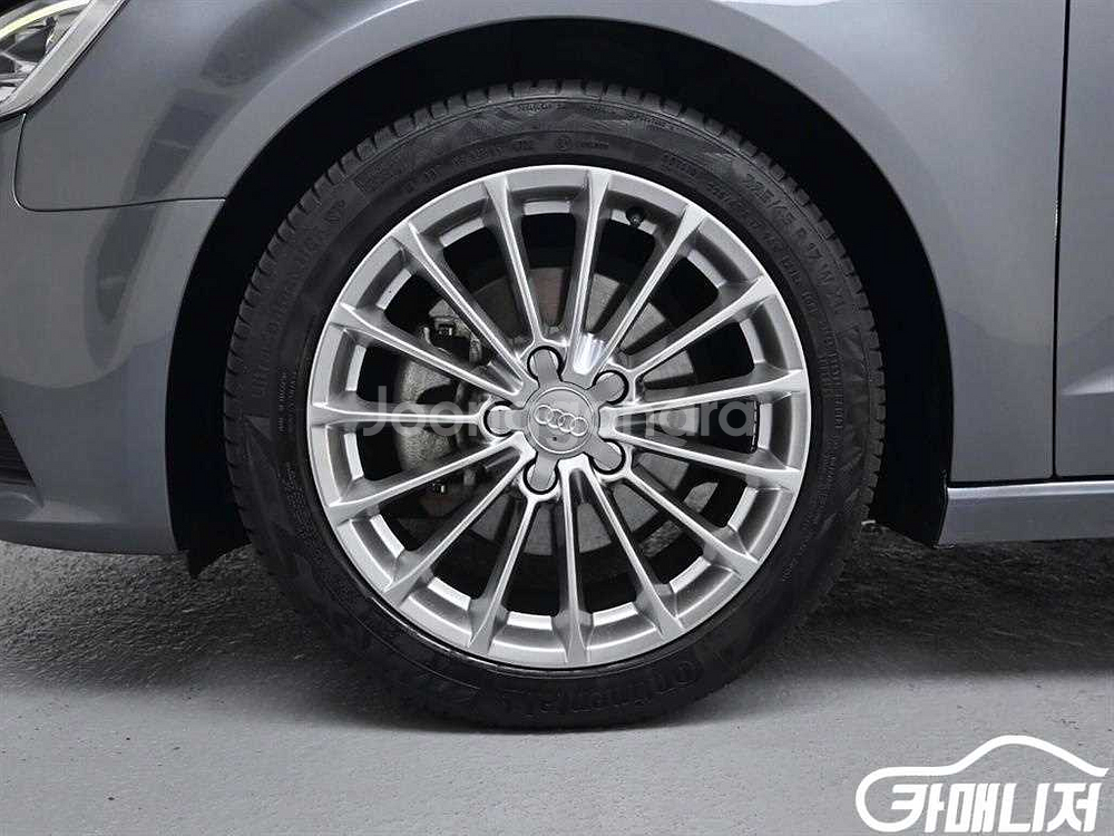 [아우디]뉴 A3 35 TDI 다이나믹 스포트백 (5인--4