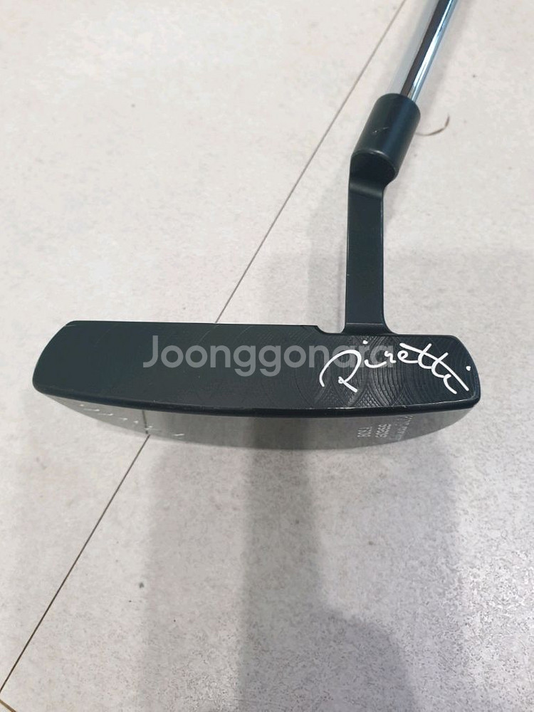 피레티 미드나잇블랙 보사 34인치 말렛 퍼터--1