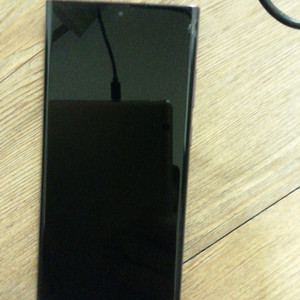 갤럭시S22 울트라 256GB 버건디 B 급 판매 해요