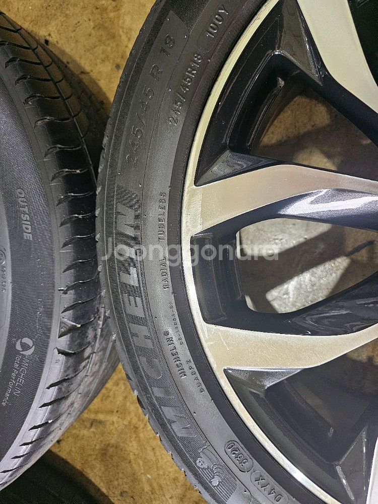 아우디 A6 순정 18인치 휠타이어--5