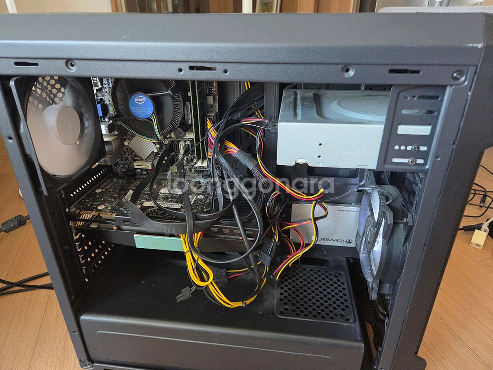 데스크탑 본체 (i5-4460 / RAM 16GB /--3