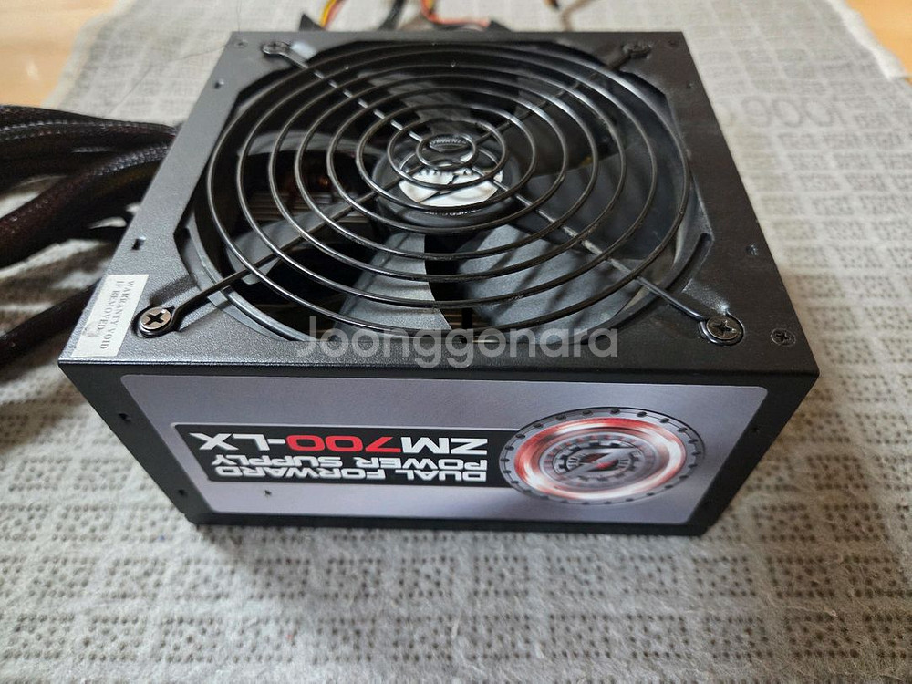 잘만 ZM700-LX 700W 파워서플라이--1