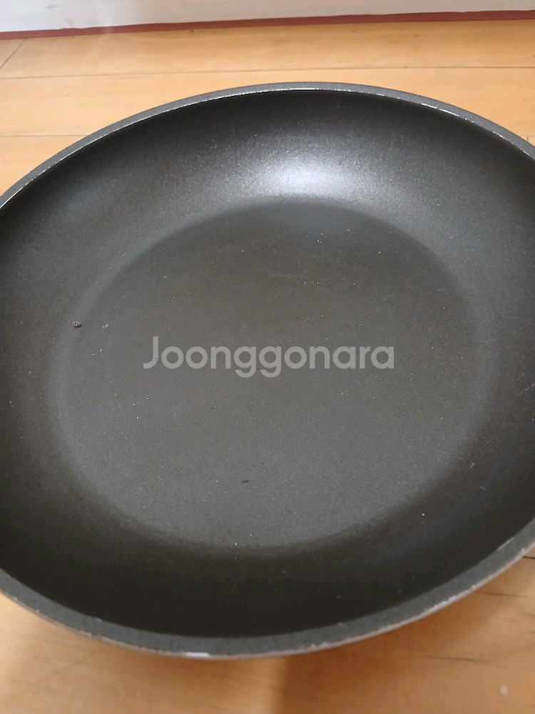 이태리 루멘플론 블랙인덕션 24cm 프라이팬--4