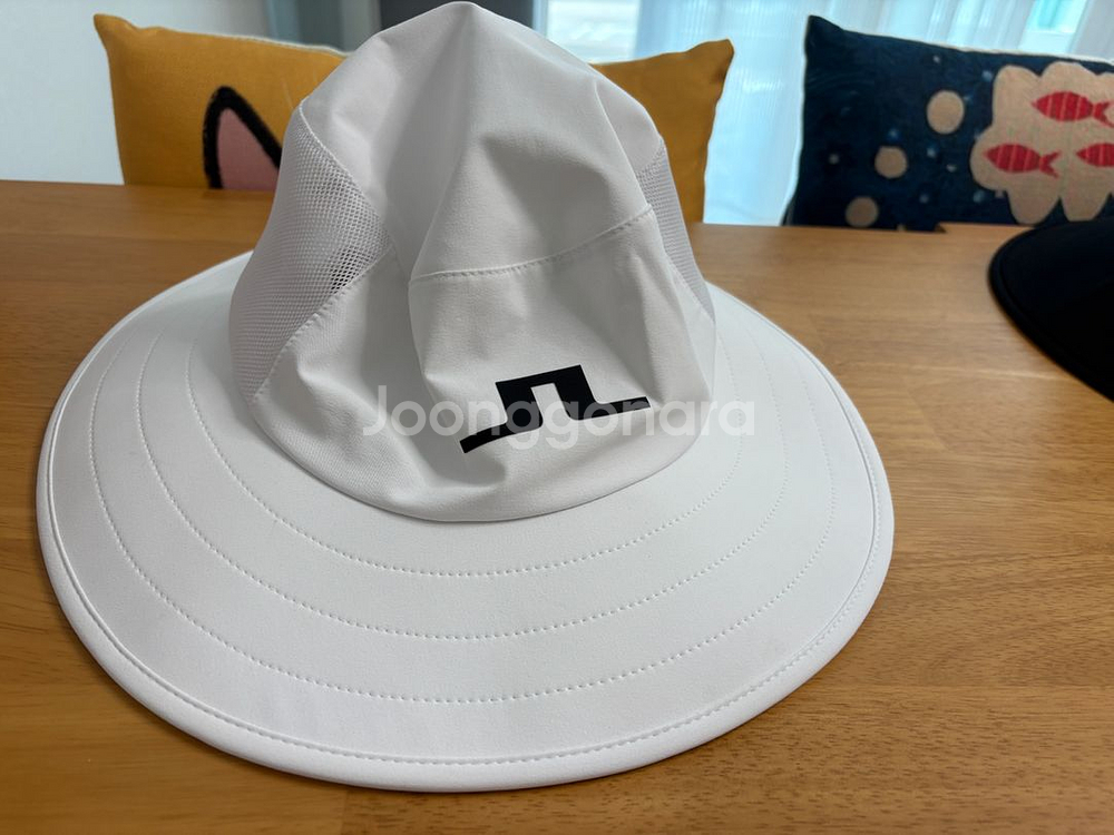 J.Lindeberg 골프 모자 판매합니다--0