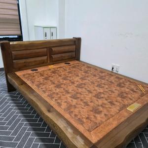 흙고을 생흙참숯침대 판매합니다.