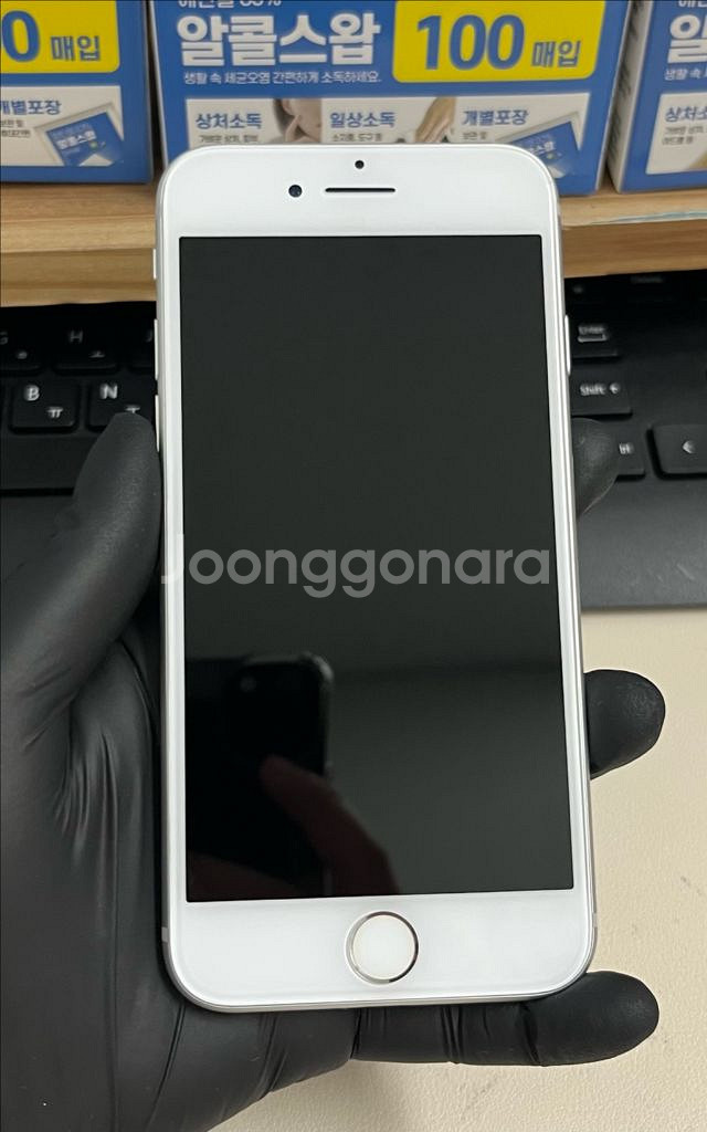 아이폰8 64G 실버 S급!--0