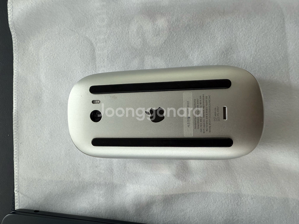 MacBook Air M2 13.6인치 정품 매직마우스--5