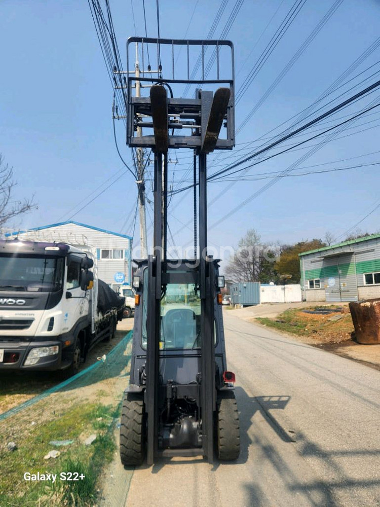 두산디젤지게차 3톤 D30S-3 판매--5