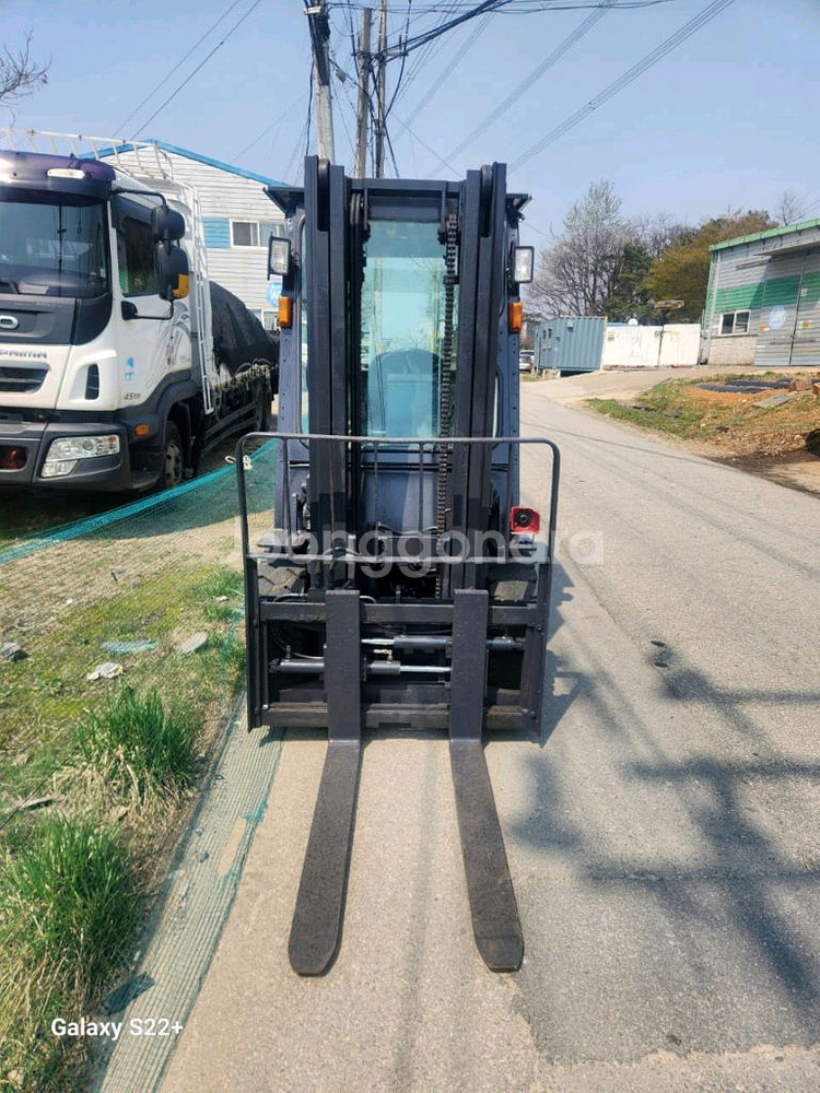 두산디젤지게차 3톤 D30S-3 판매--3