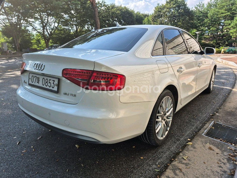 아우디A4 TDI3.0--5
