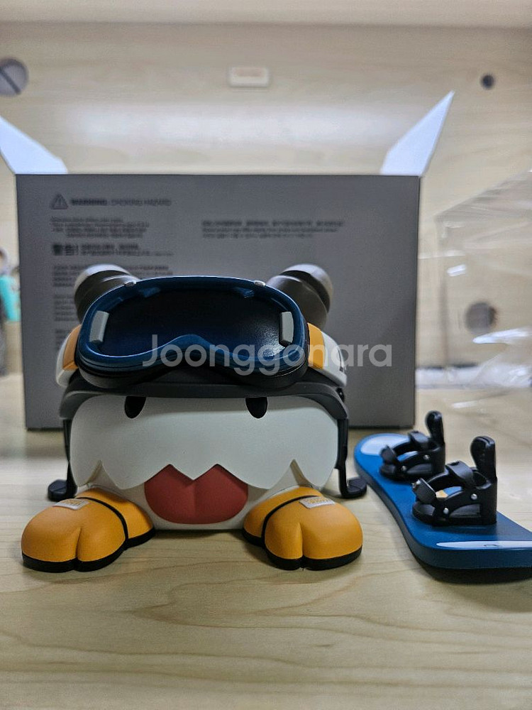 롤 스노우보더 포로 피규어--1