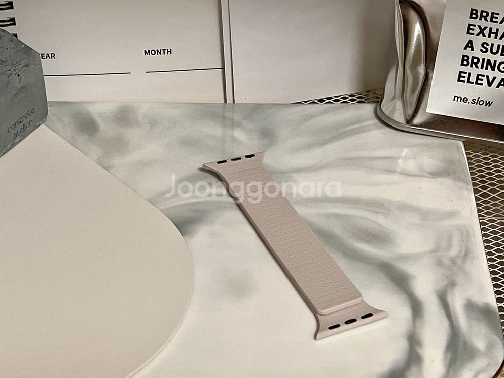 주블링 애플워치 실리콘 스트랩 방수 마그네틱 스킨 필링--3