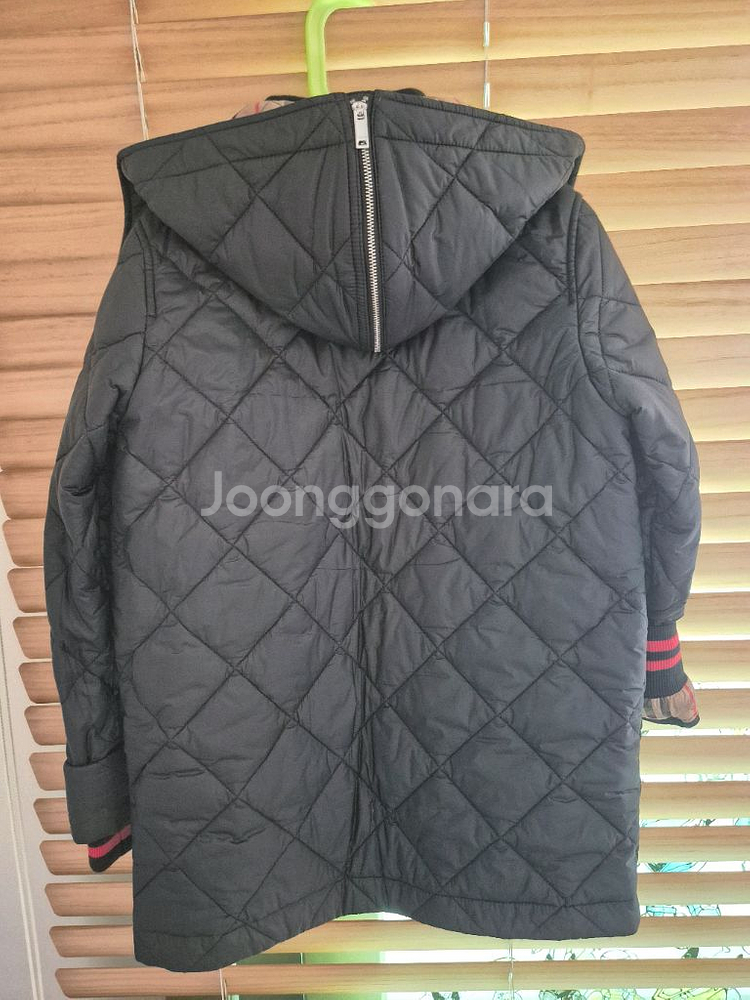 10y버버리 퀼팅자켓 판매해요--1