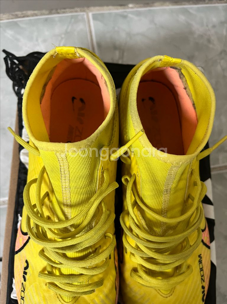 나이키 머큐리얼 슈퍼플라이9 아마데미tf 260--2