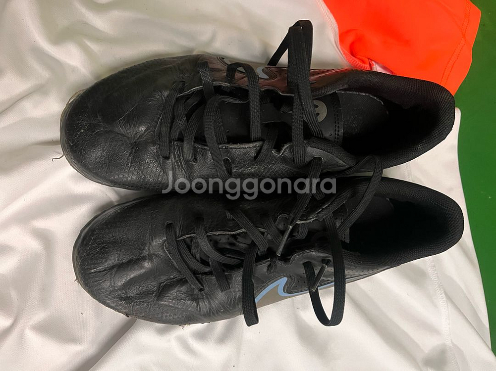 나이키 티엠포 레전드9 아마데미TF 255--0