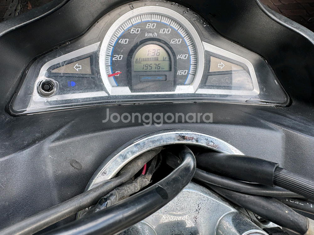 혼다 pcx125 18년 스마트키 짧은키로수 화이트컬러--9
