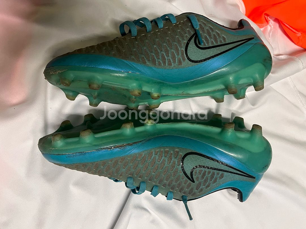 나이키 마지스타 오퍼스 엘리트 FG 255--1