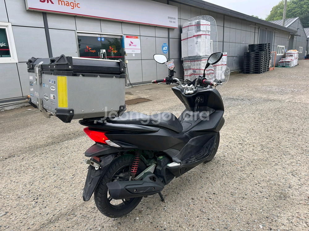 혼다 pcx125 16년 팝니다--5