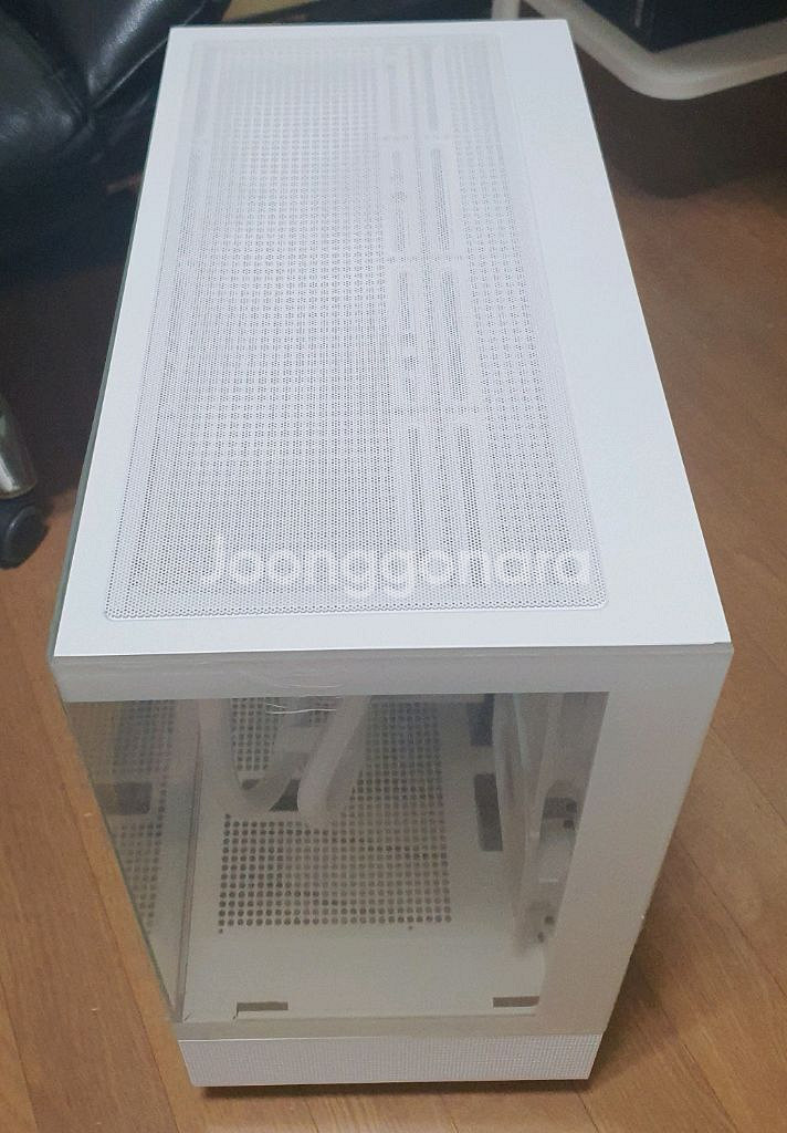 초고사양 하이앤드 게이밍 컴퓨터 본체--6