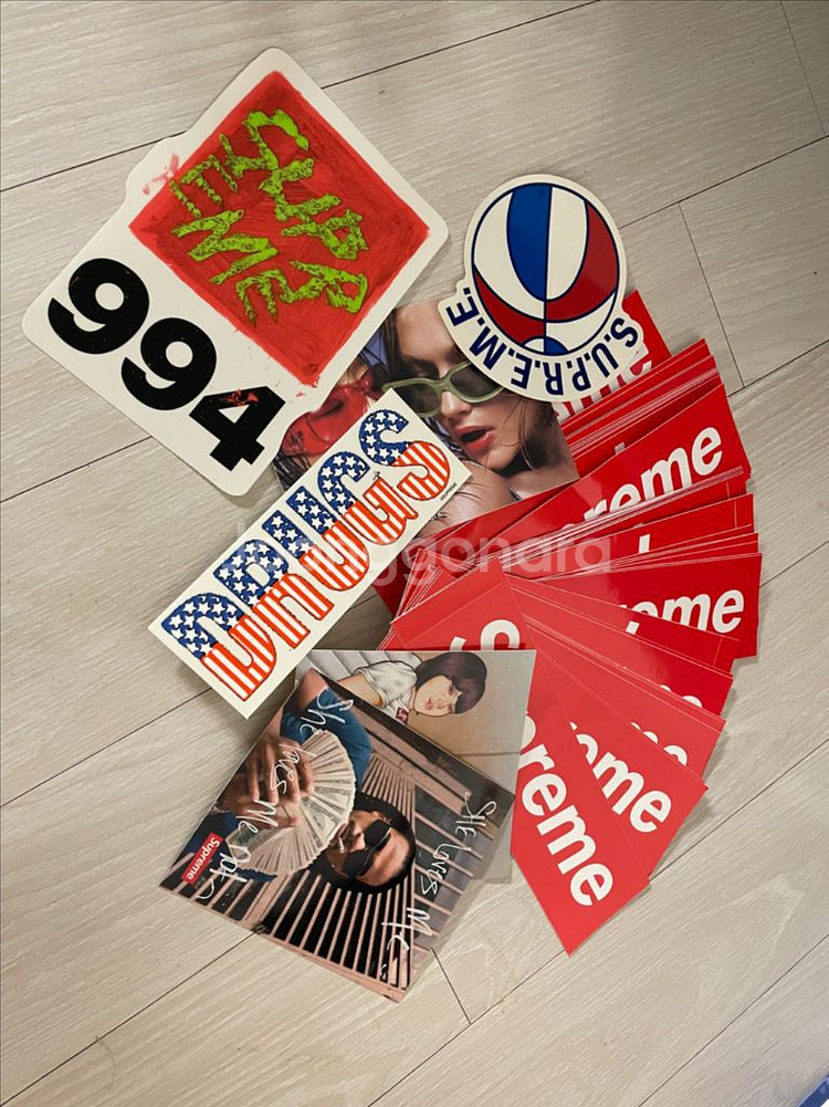 슈프림 정품 스티커 박스로고 50장 + 랜덤스티커 5장--0