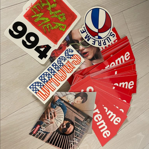 슈프림 정품 스티커 박스로고 50장 + 랜덤스티커 5장